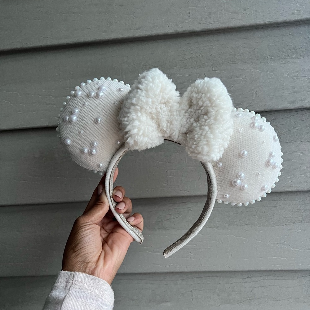 Winter Wonderland Minnie Ears